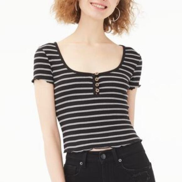 Aeropostale Striped V-Neck Cropped T-Shirt Lettuce Hem Henley Tee SMALL - Picture 1 of 11
